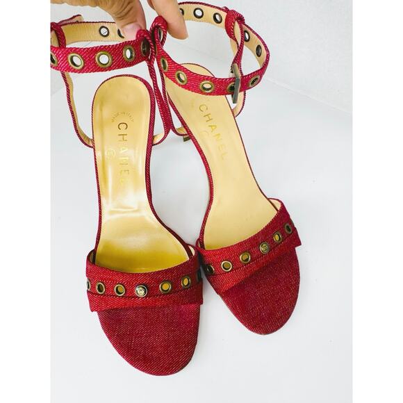 Vintage Chanel Red Canvas Sandals Heels IT 39  Grommet Ankle Strap CC Logo - Picture 3 of 12